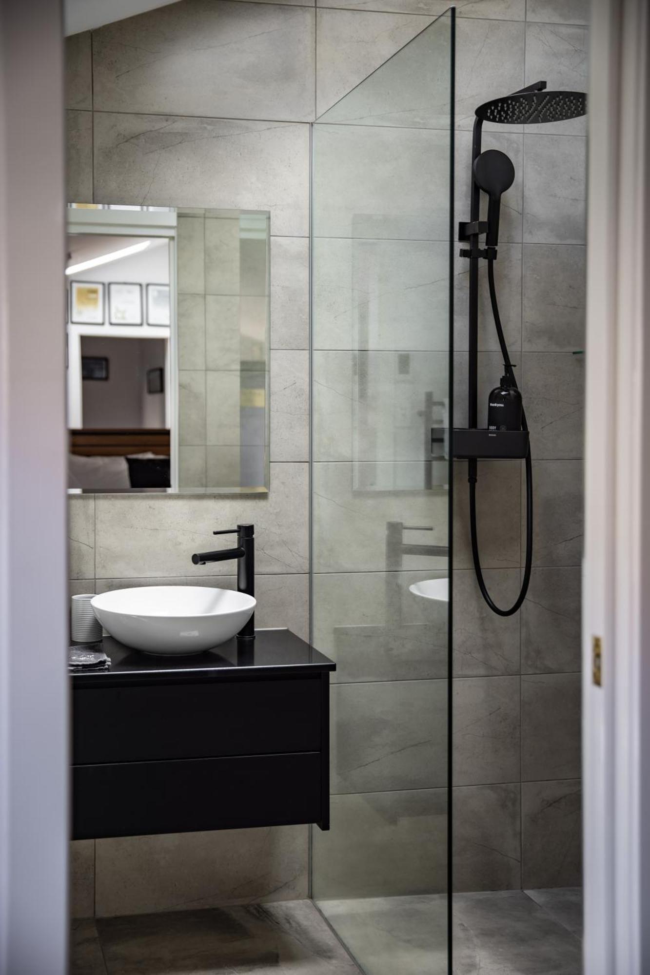 Sanctum Boutique Apartments Хоубарт Екстериор снимка