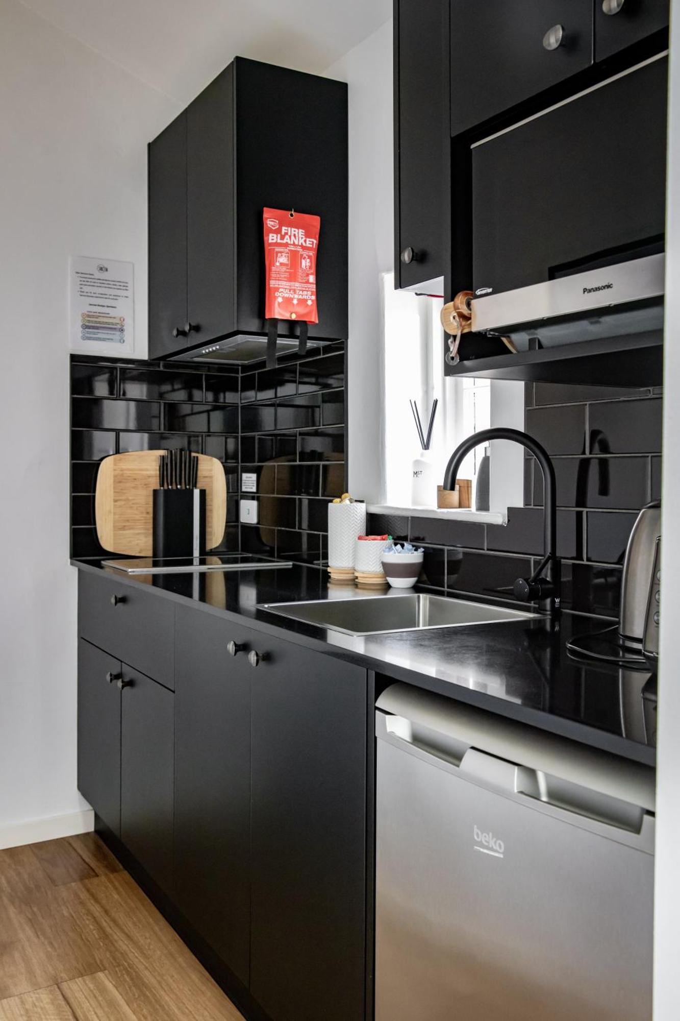 Sanctum Boutique Apartments Хоубарт Екстериор снимка